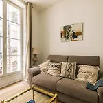 Guestready - Lovely Studio In Paris, 15 Minutes From Notre Dame Cathedral.