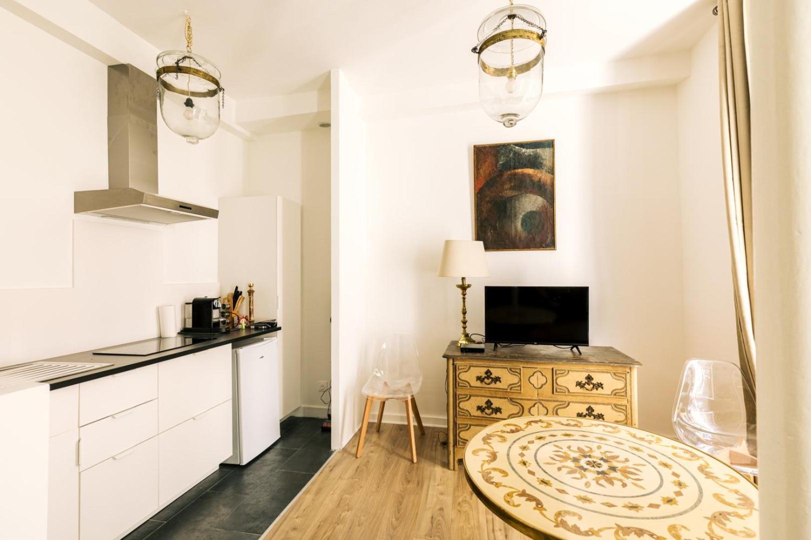 Appartement Guestready - Lovely In Paris, 15 Minutes From Notre Dame Cathedral. Parijs
